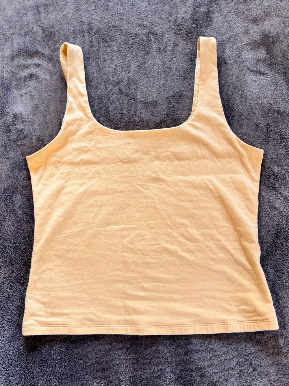 Butter yellow 90s minimalist layering tank top womens medium Old Navy Y2K
